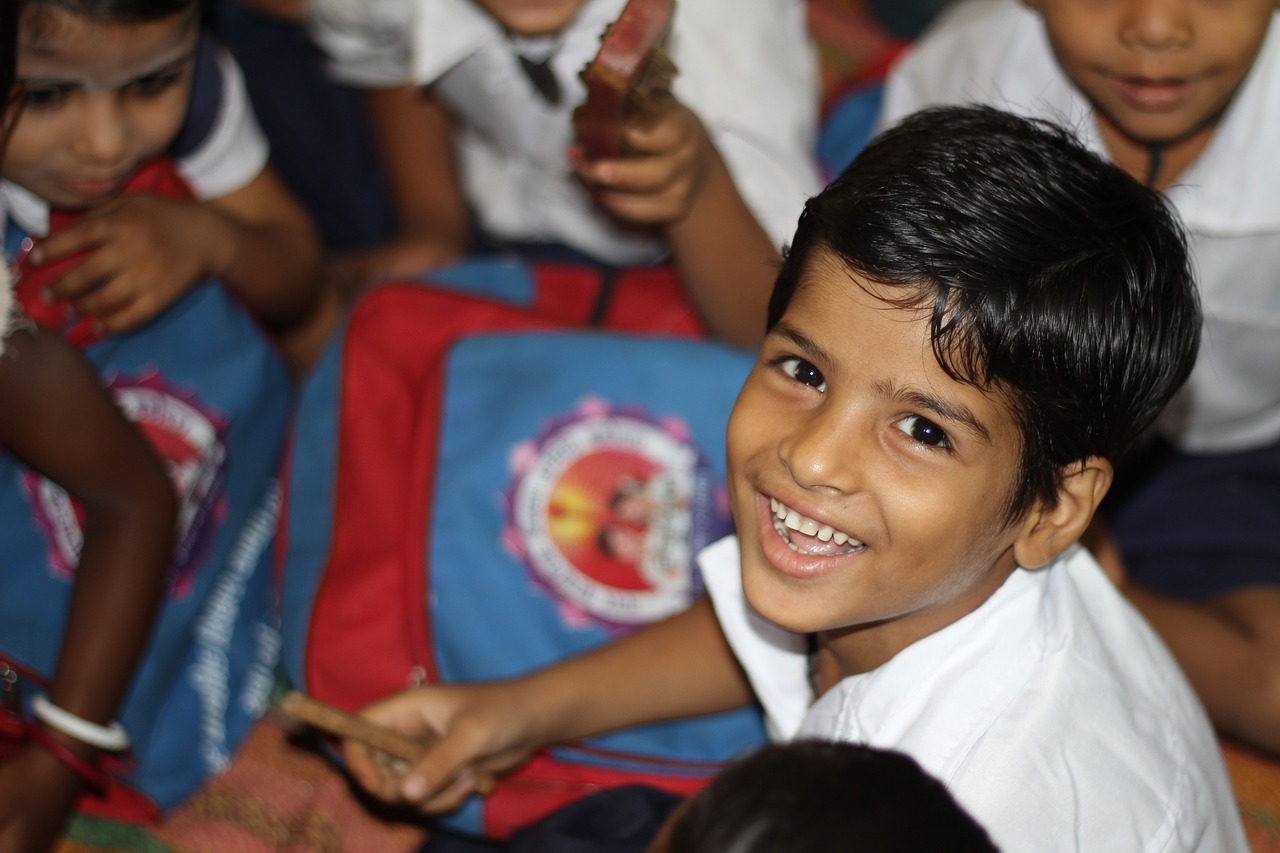 王楚钦观战,表情从担心到喜悦的赛场之旅 王楚钦观战,表情从担心到喜悦的赛场之旅