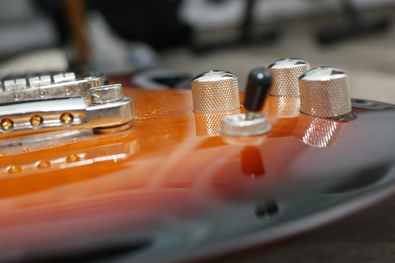 华联综超(600361)零售行业的转型与未来 华联综超(600361)零售行业的转型与未来